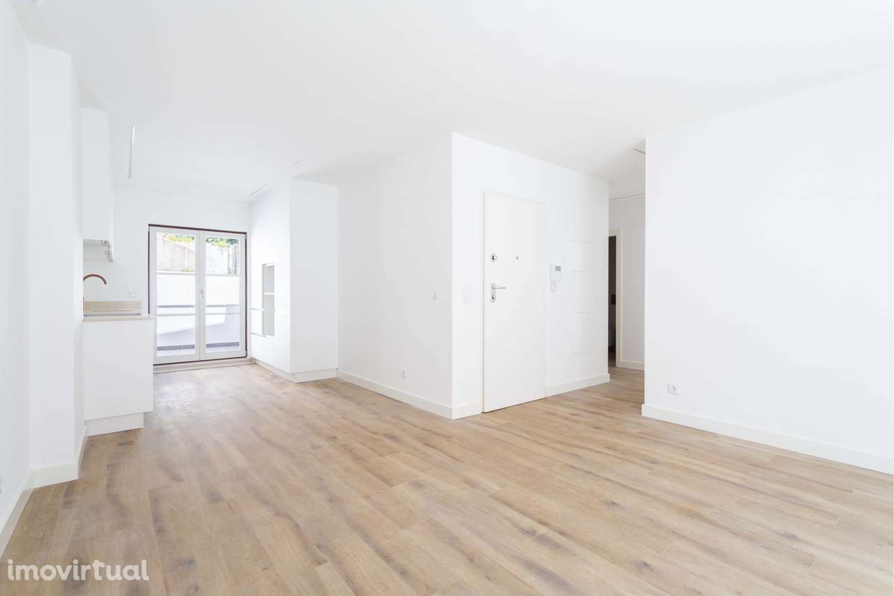 Apartamento T2 em Santo António - Grande imagem: 2/33