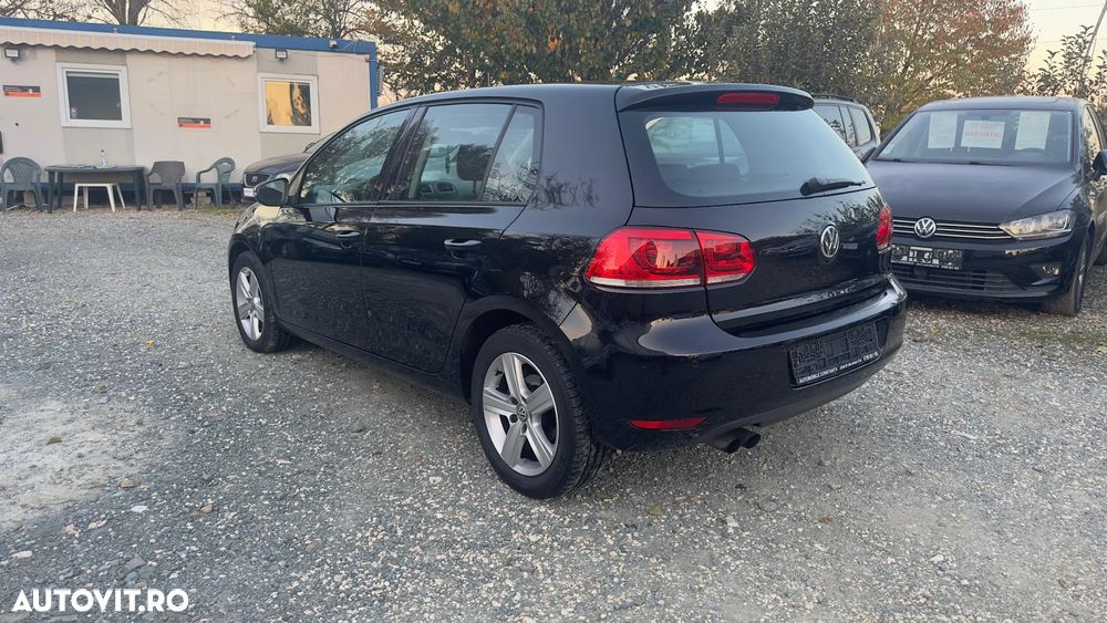 Volkswagen Golf - 14
