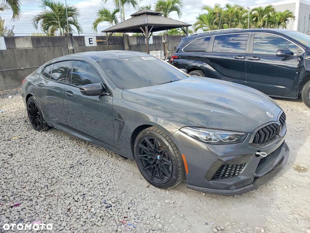 BMW M8 - 5