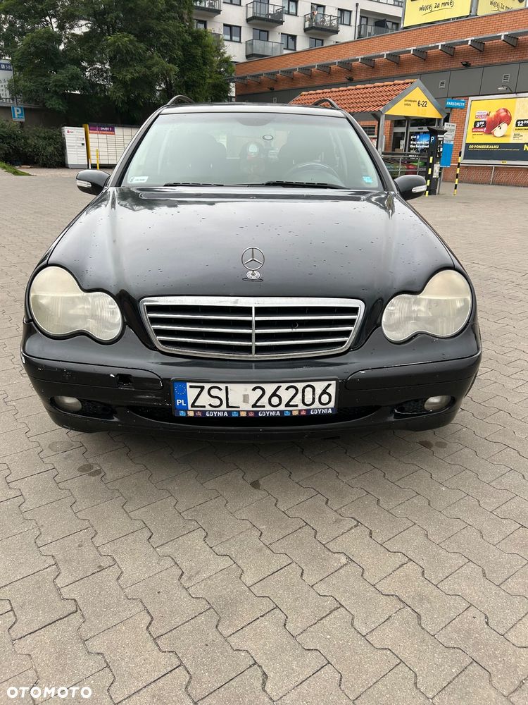 Mercedes-Benz Klasa C 180 T Kompressor Classic - 14