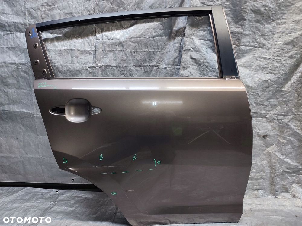 KIA SPORTAGE IV DRZWI TYL TYLNIE PRAWE - 1