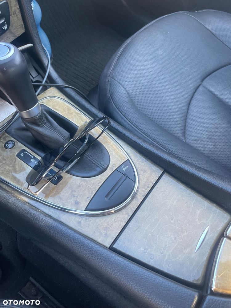 Mercedes-Benz Klasa E 320 CDI Avantgarde - 17