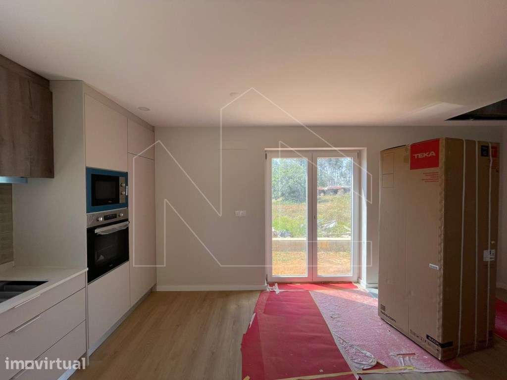 Moradia T2 em Macinhata do Vouga - Águeda - Grande imagem: 3/8