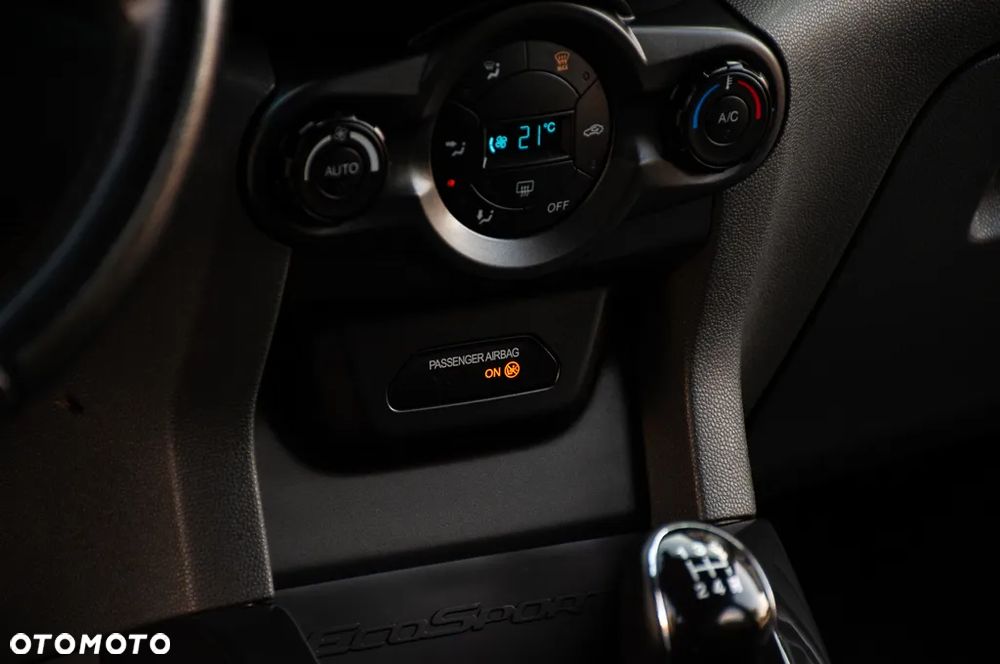 Ford EcoSport 1.0 EcoBoost TITANIUM - 36