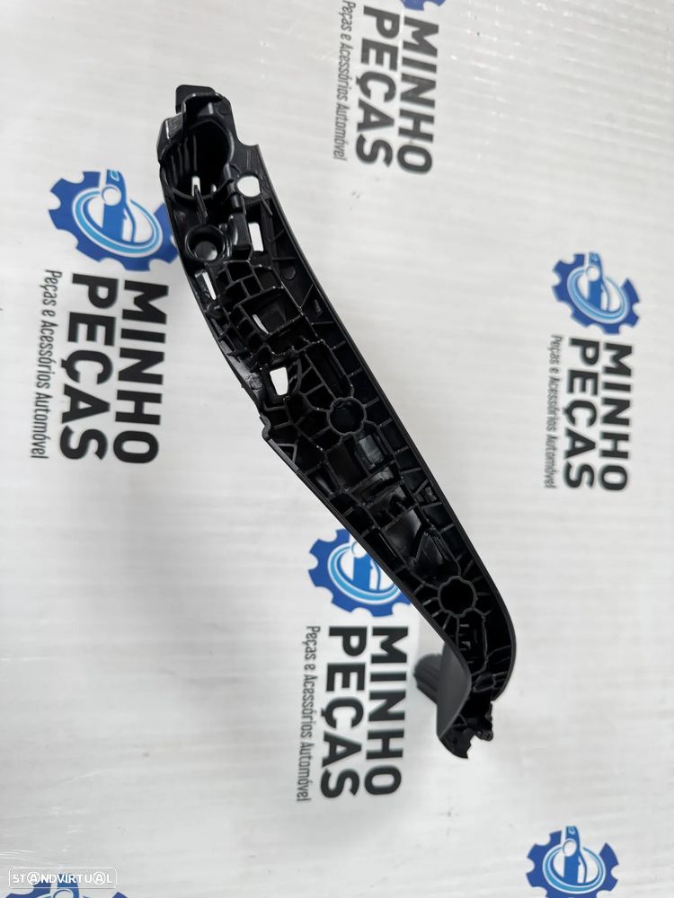 Puxador Traseiro Esquerdo BMW Série 5 (G30/G31/G38/F90) Preto - 4