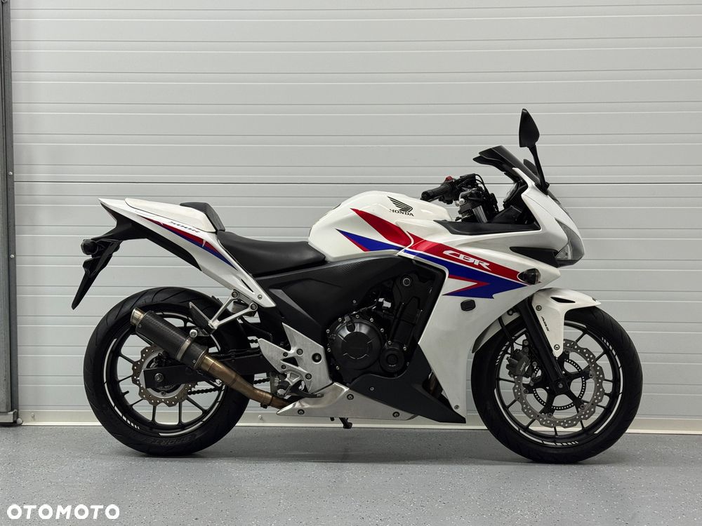 Honda CBR - 3
