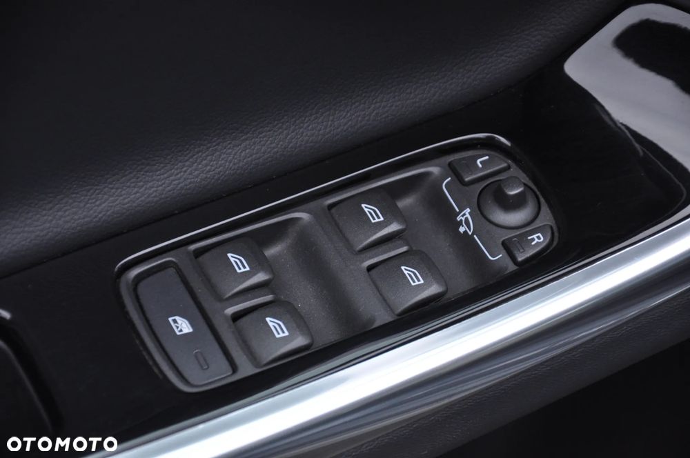 Volvo S60 T5 AWD Summum - 22