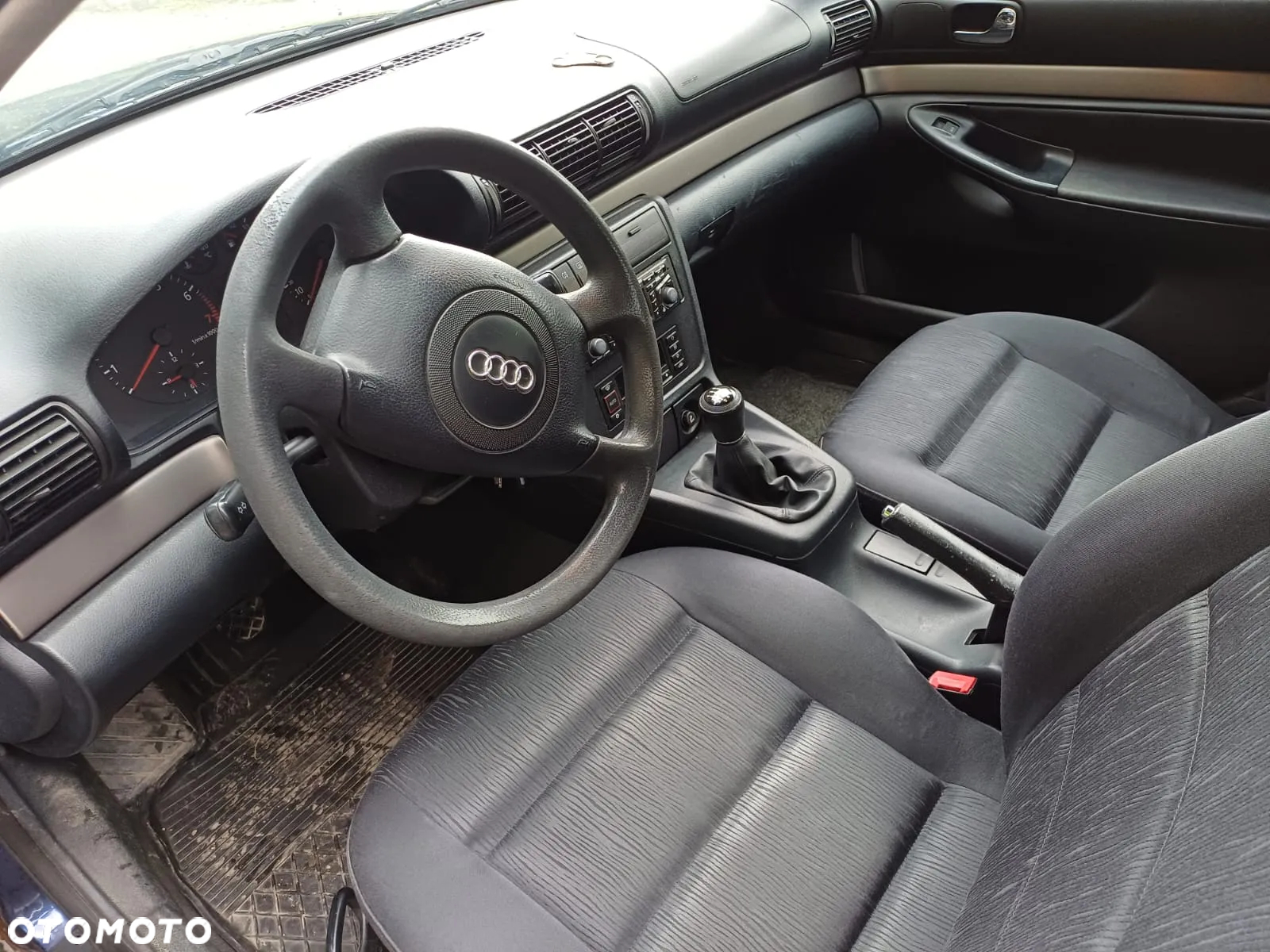 Audi A4 Avant 1.6 - 12