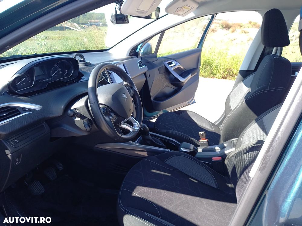 Peugeot 2008 1.6 BlueHDi FAP Active - 12
