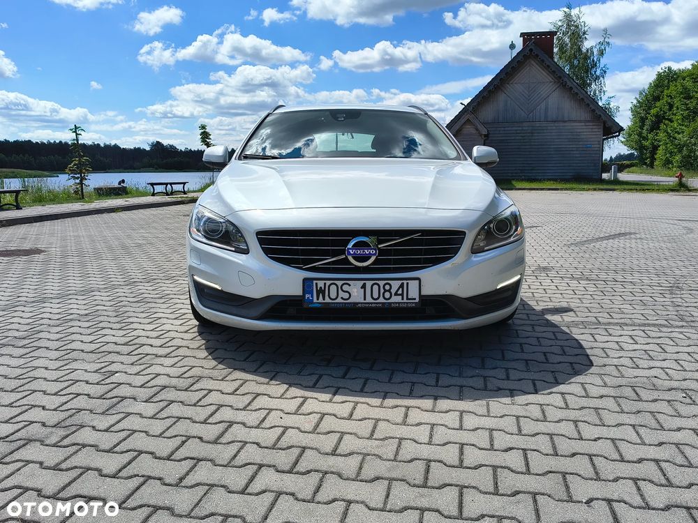 Volvo V60 D4 Geartronic Momentum - 8