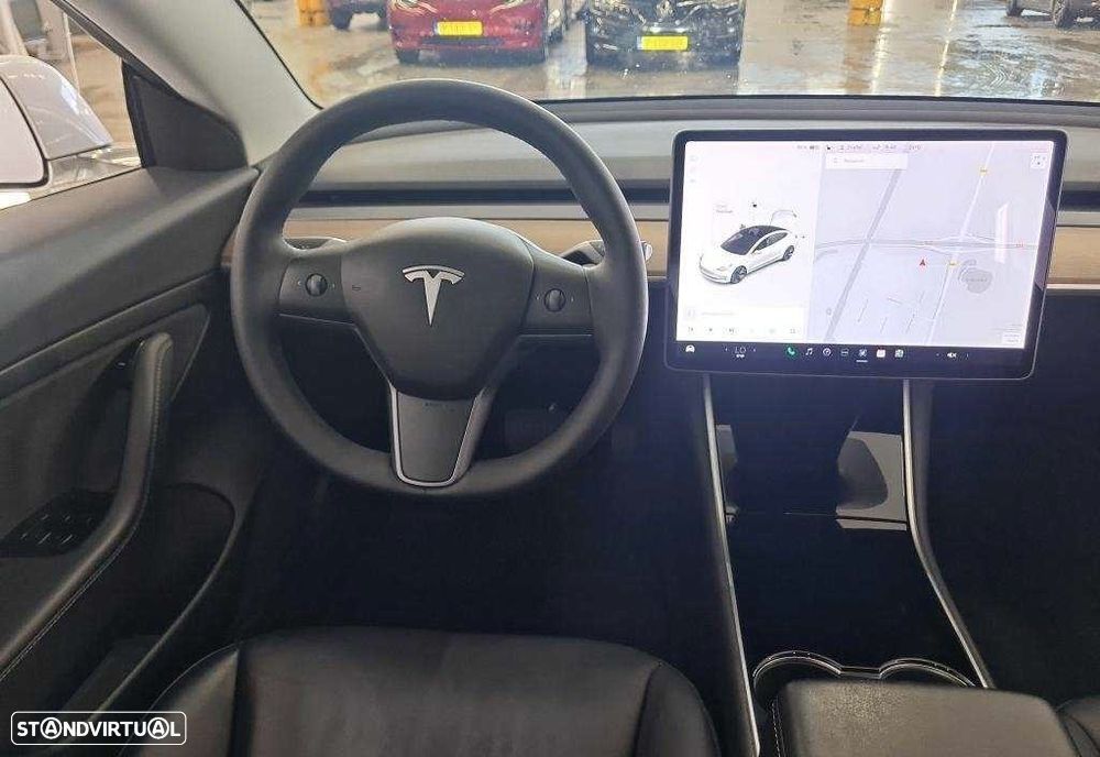 Tesla Model 3 RWD - 10