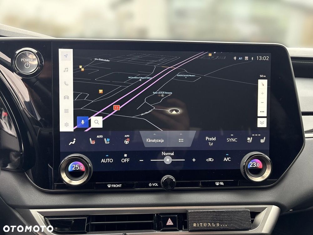 Lexus RX 450h+ Prestige - 28