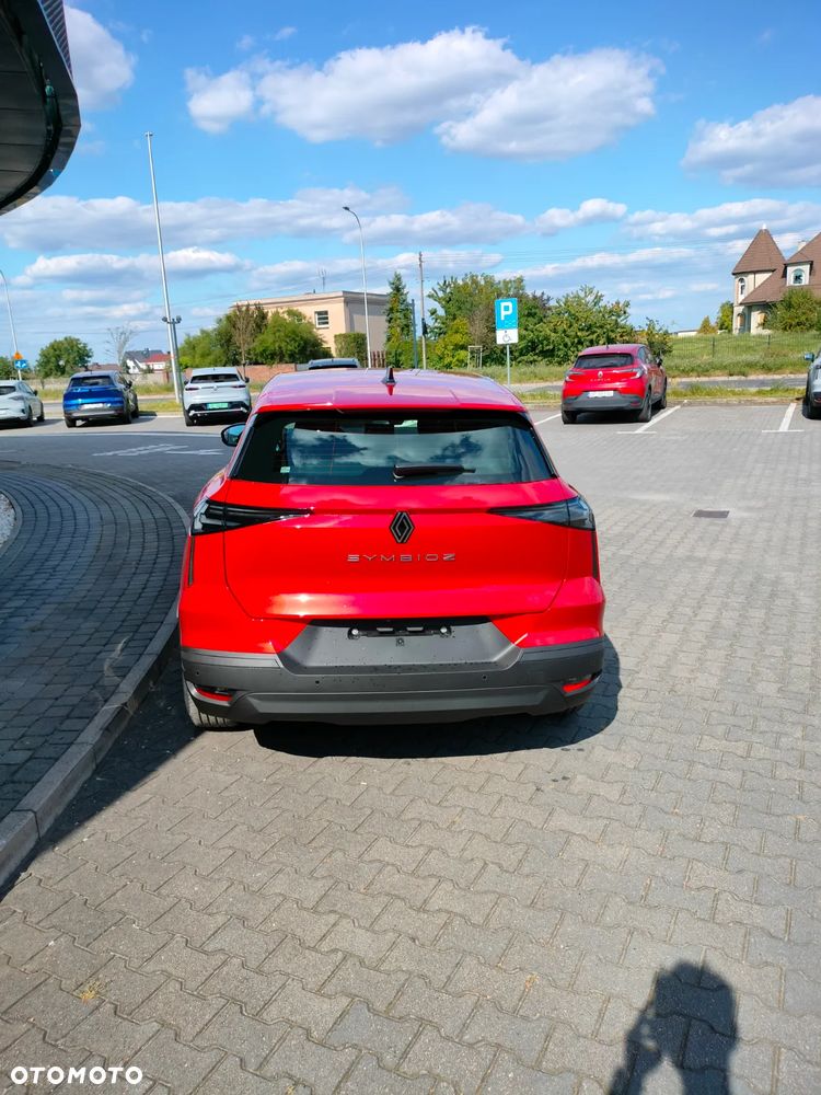 Renault Symbioz - 5