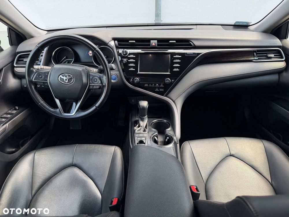 Toyota Camry 2.5 Hybrid Prestige CVT - 9
