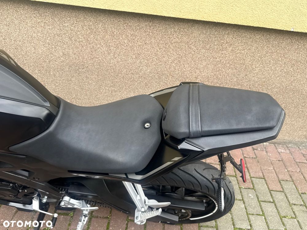 Yamaha MT - 23