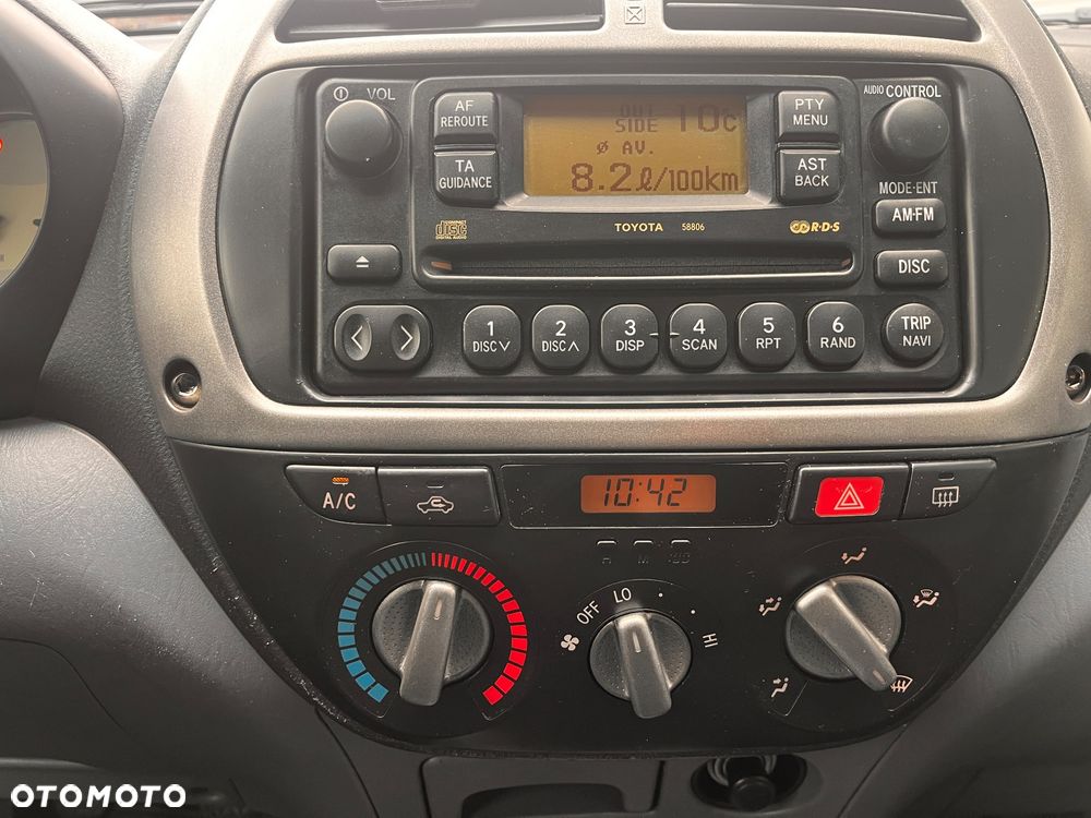 Toyota RAV4 1.8 VVT-i 4x2 - 29