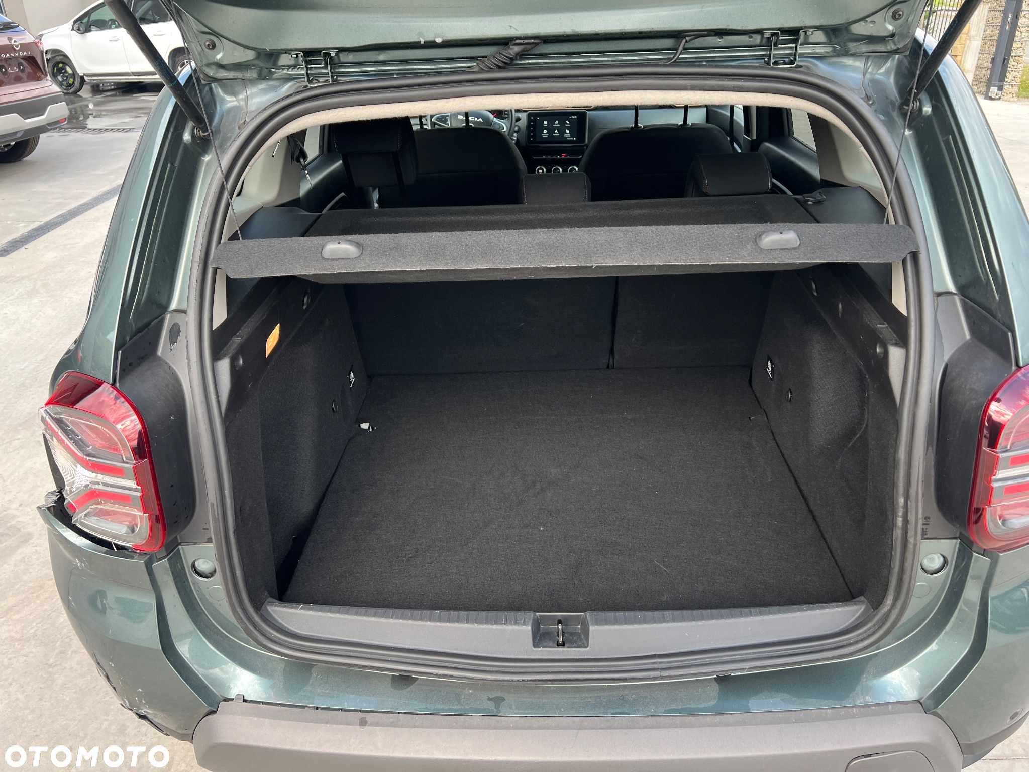 Dacia Duster TCe 100 2WD Celebration - 21