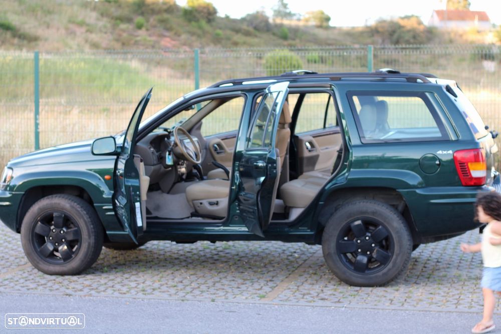 Jeep Grand Cherokee - 10