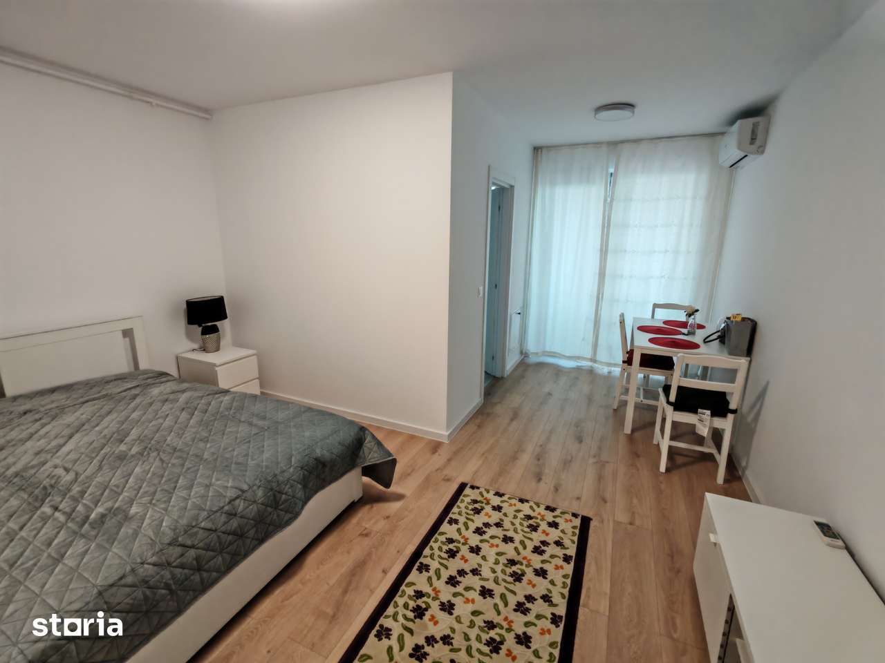 Inchiriere garsoniera si loc de parcare in Hills Titanium — fotografia 1