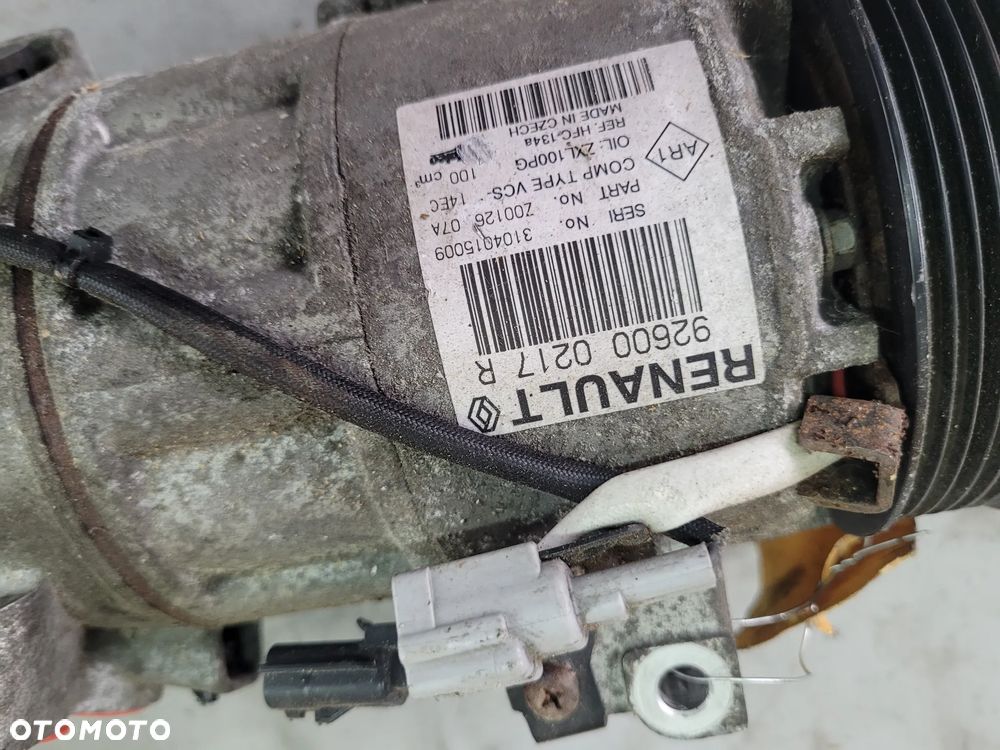 Sprężarka pompa kompresor klimatyzacji RENAULT CAPTUR Clio IV 0.9 TCE 926000217R - 2
