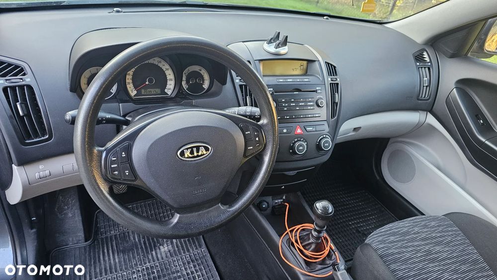 Kia ProCeed 1.4 Comfort - 10