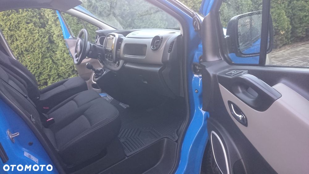 Renault TRAFIC - 8