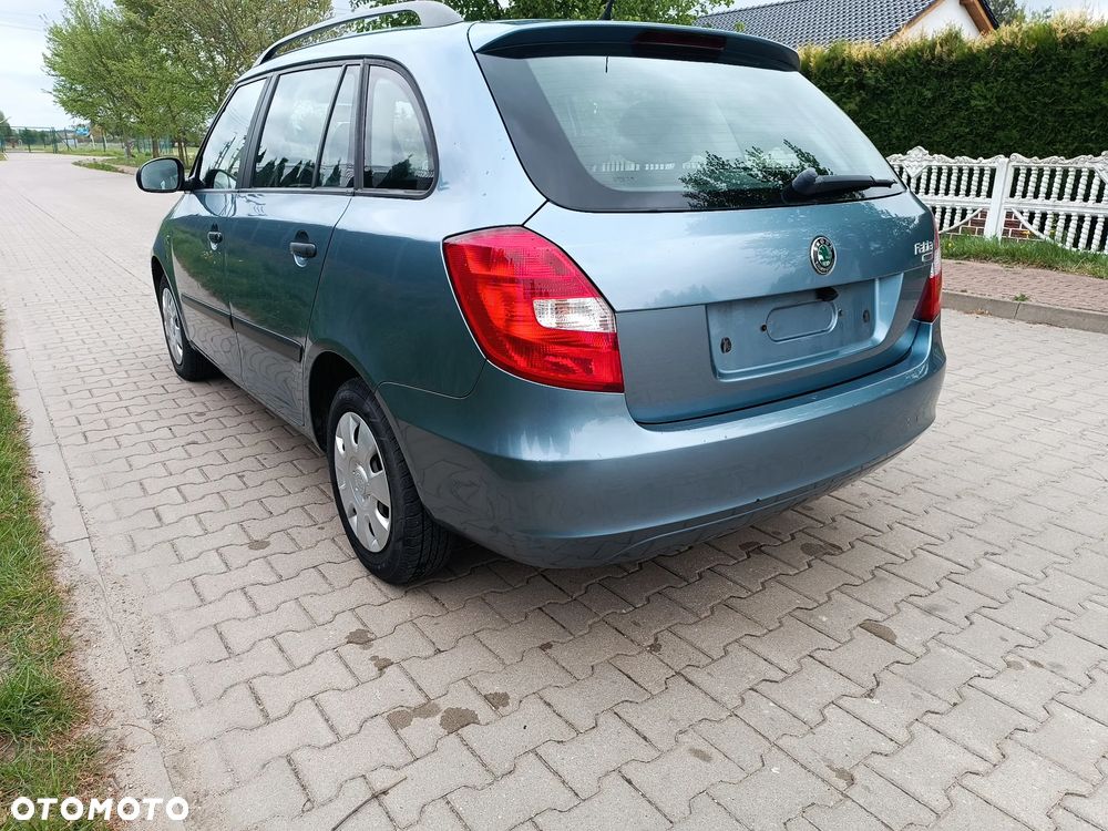Skoda Fabia 1.2 HTP Classic - 24