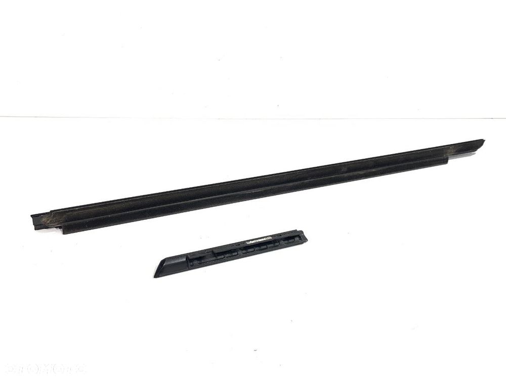 LISTWA ZGARNIAJĄCA PRZÓD PRAWY  BMW 2 Gran Coupe (F44) 2019 - 2022 220 i 131 kW [178 KM] benzyna - 2