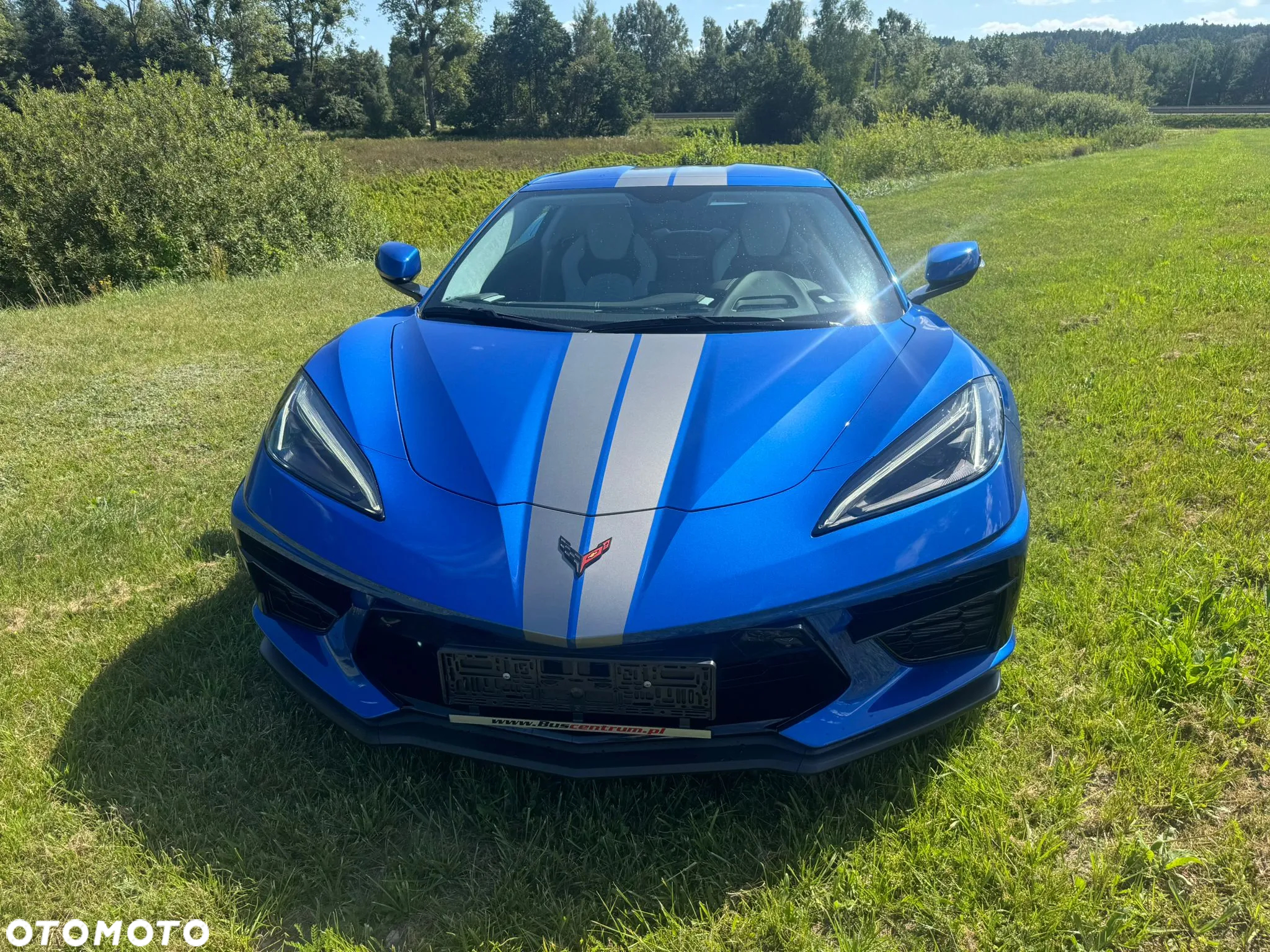 Chevrolet Corvette - 4