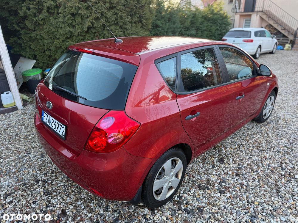 Kia Ceed 1.4 CVVT LX Basis - 16