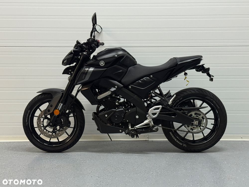 Yamaha MT - 9