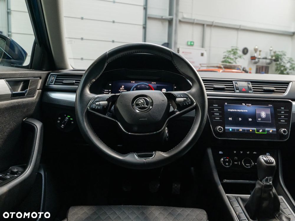 Skoda Superb 2.0 TDI SCR Ambition - 26