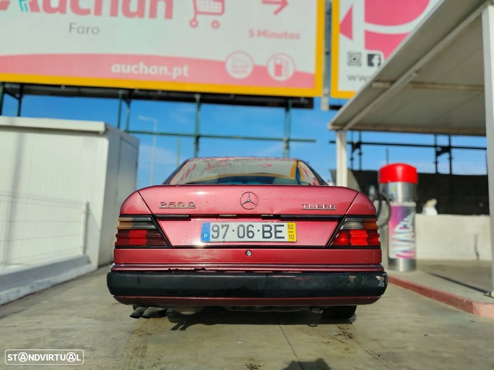 Mercedes-Benz W124 (1984-1997) 250 D Turbo - 7