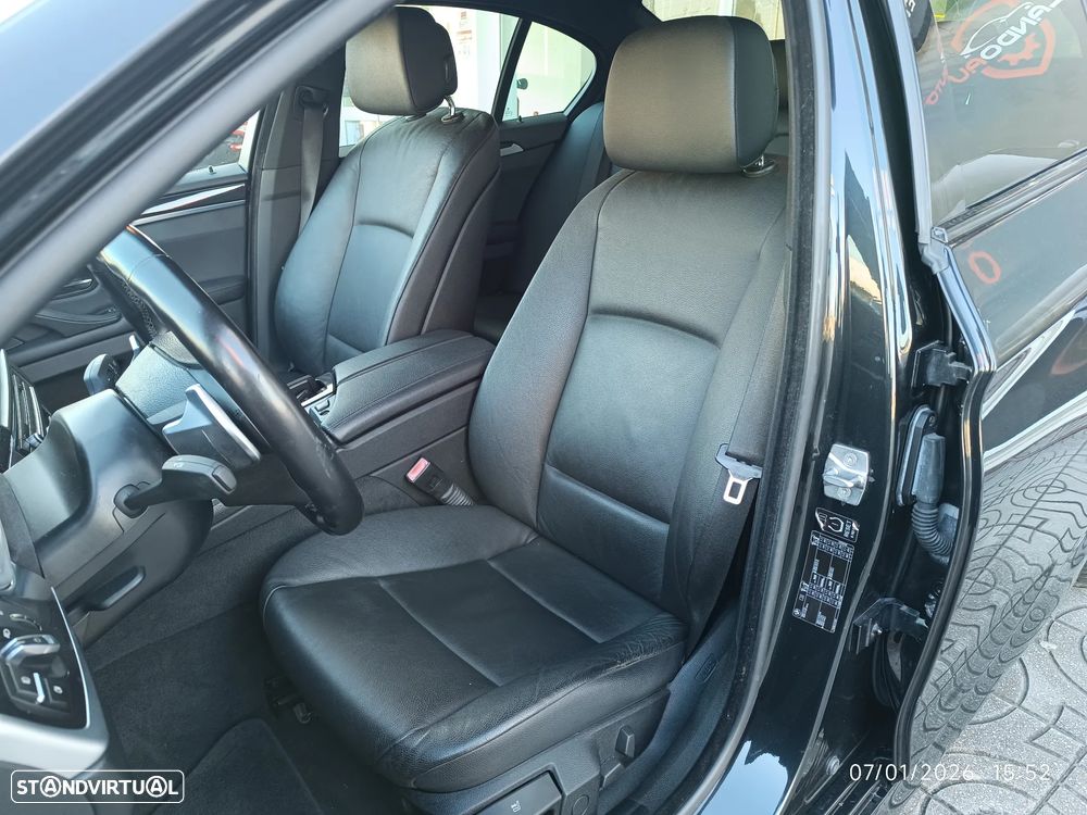 BMW 520 d Line Modern Auto - 6