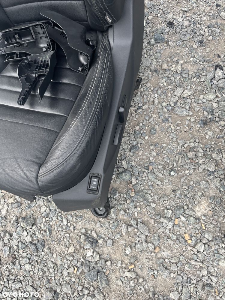 Fotele komplet Mercedes W470 X-KLASA - 6