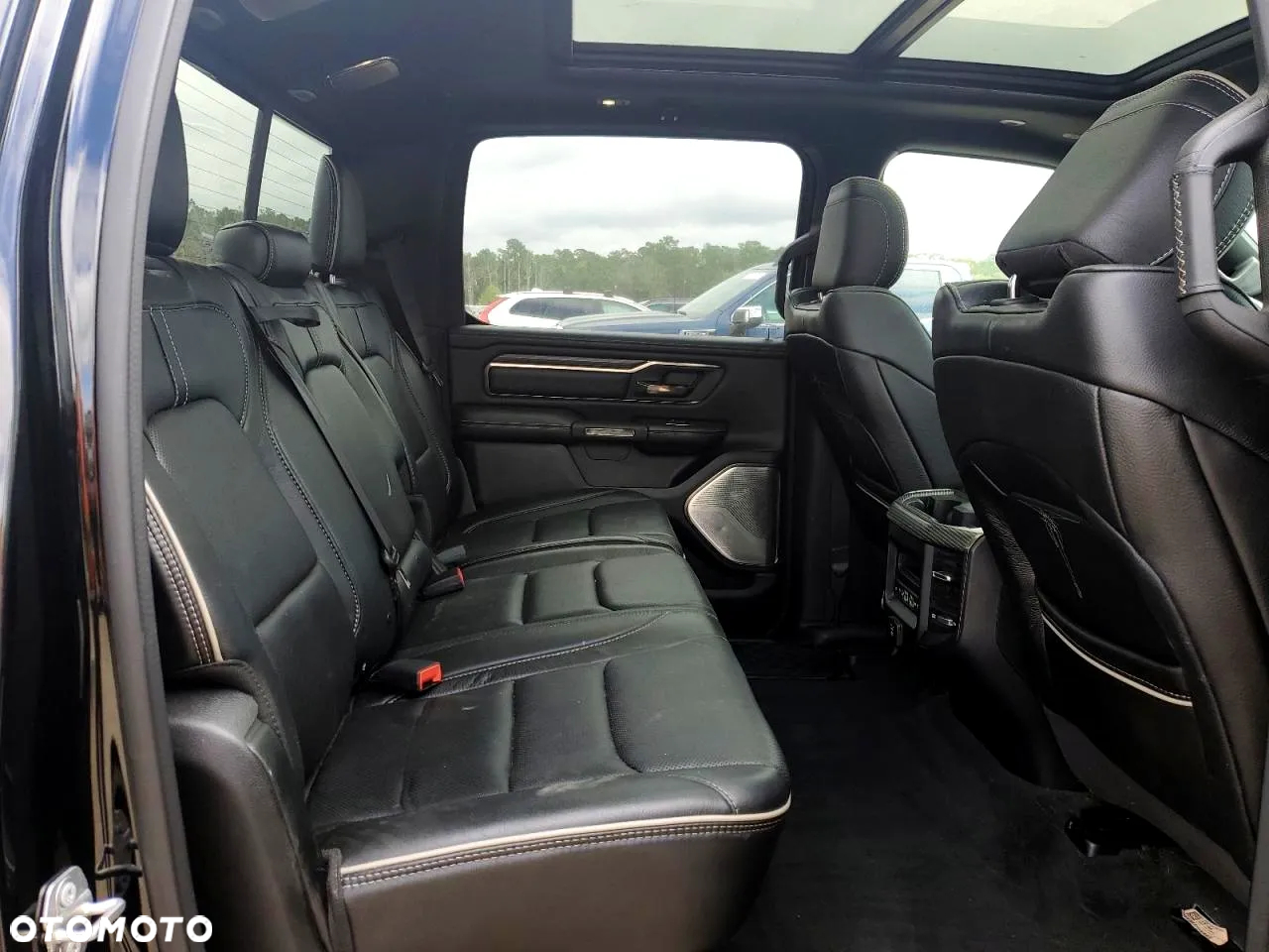 RAM 1500 Crew Cab Shortbed Limited - 11