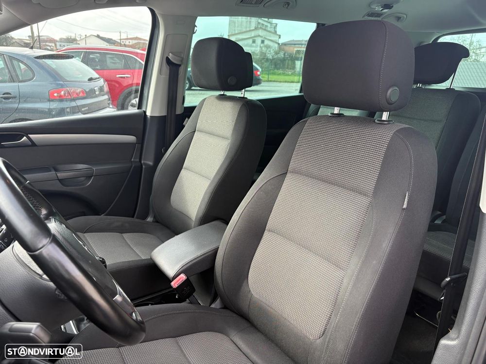 VW Sharan 2.0 TDI Confortline - 4