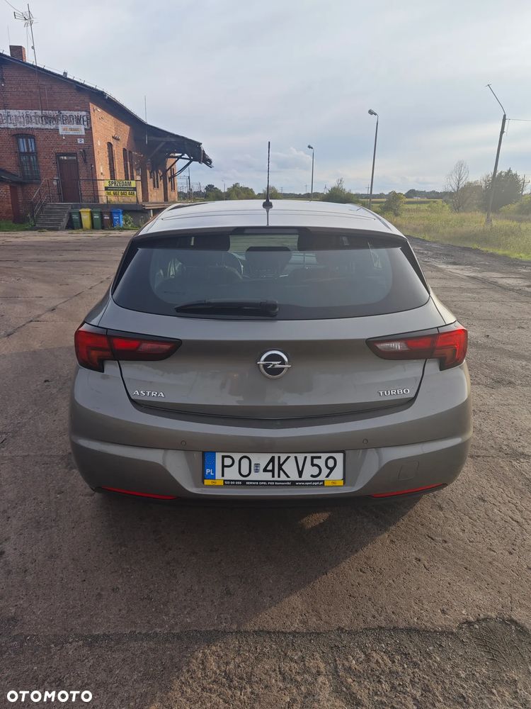 Opel Astra 1.4 T Enjoy - 4