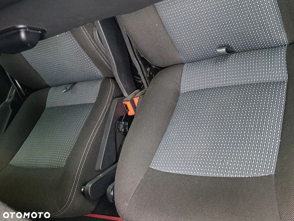 Ford S-Max 2.0 TDCi Titanium - 24