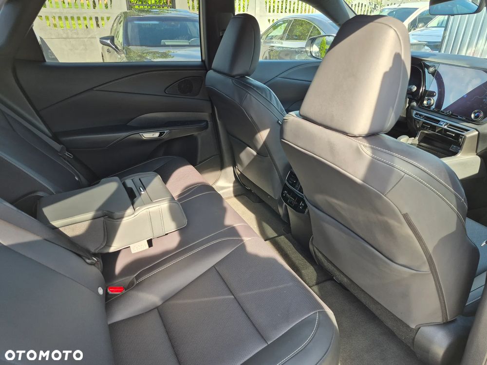 Lexus RX 350h Prestige - 37