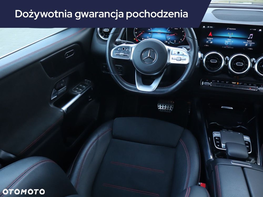 Mercedes-Benz GLB - 9