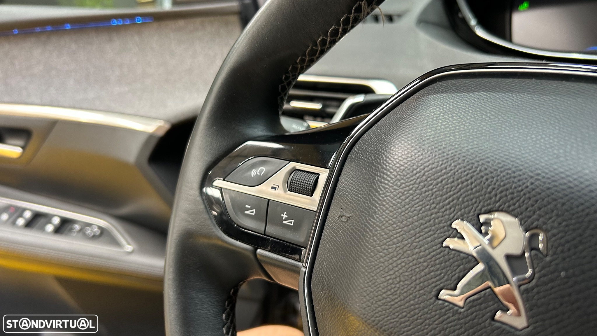 Peugeot 3008 PureTech 130 Stop & Start EAT6 Allure - 13