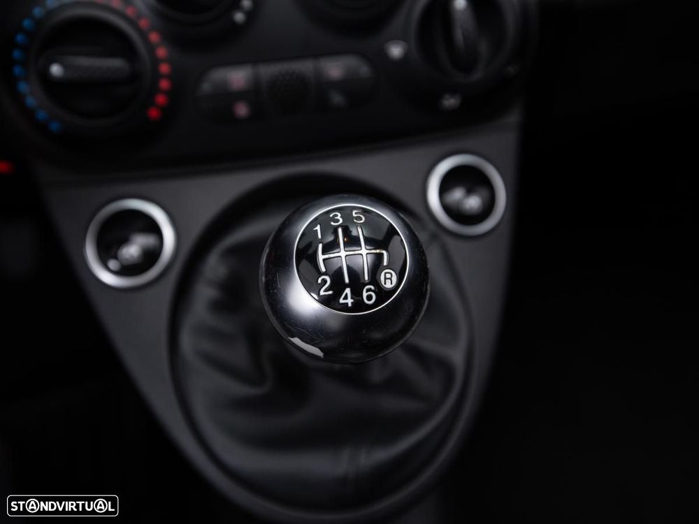 Fiat 500C 1.0 Hybrid Connect - 21