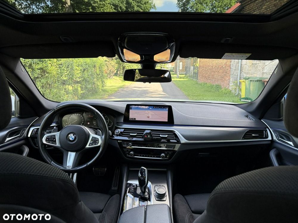 BMW Seria 5 530d mHEV M Sport sport - 3