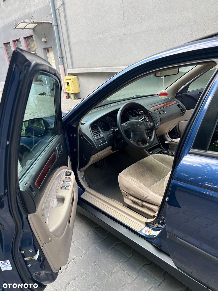 Honda Accord - 9