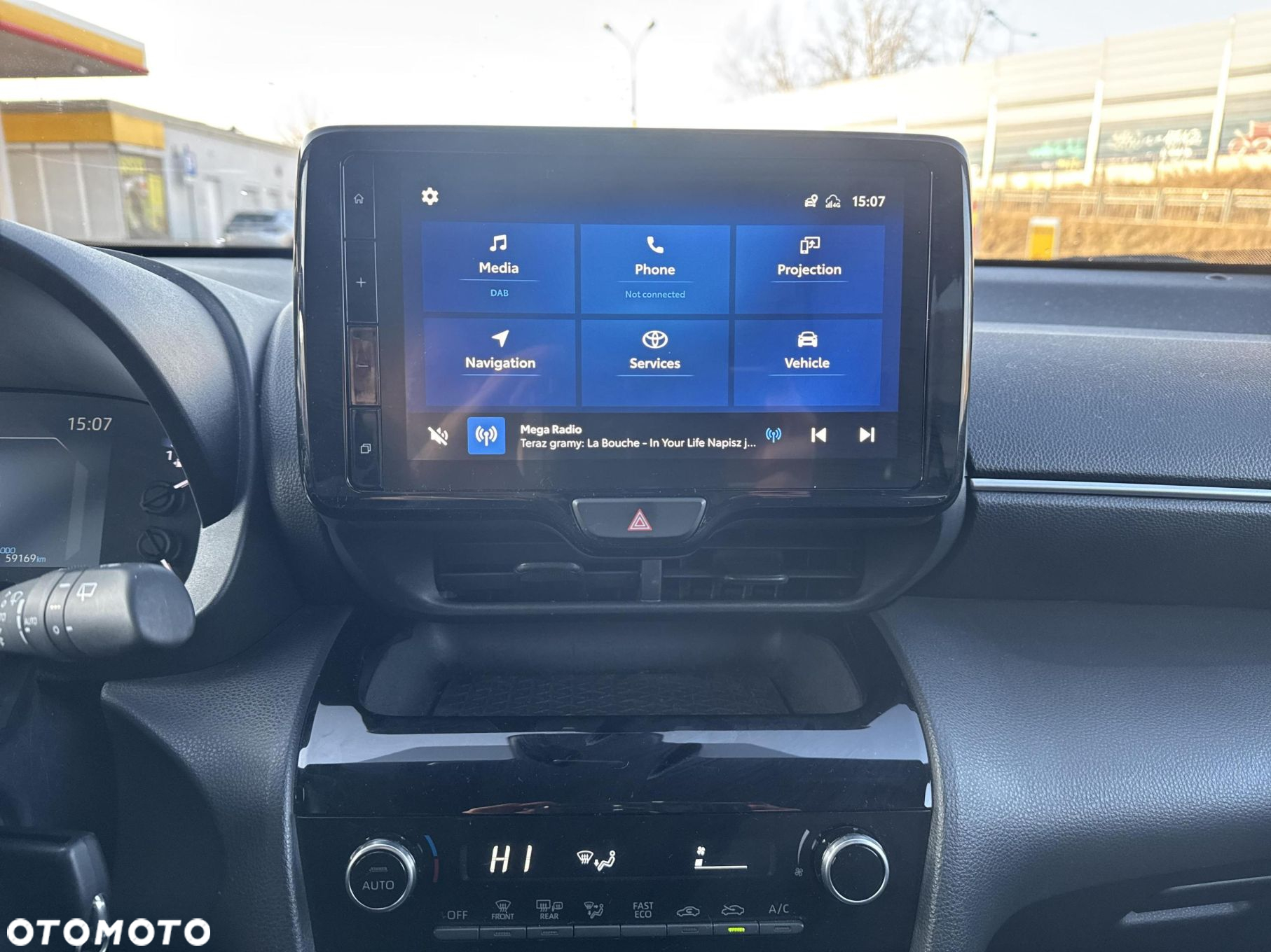 Toyota Yaris Cross - 18
