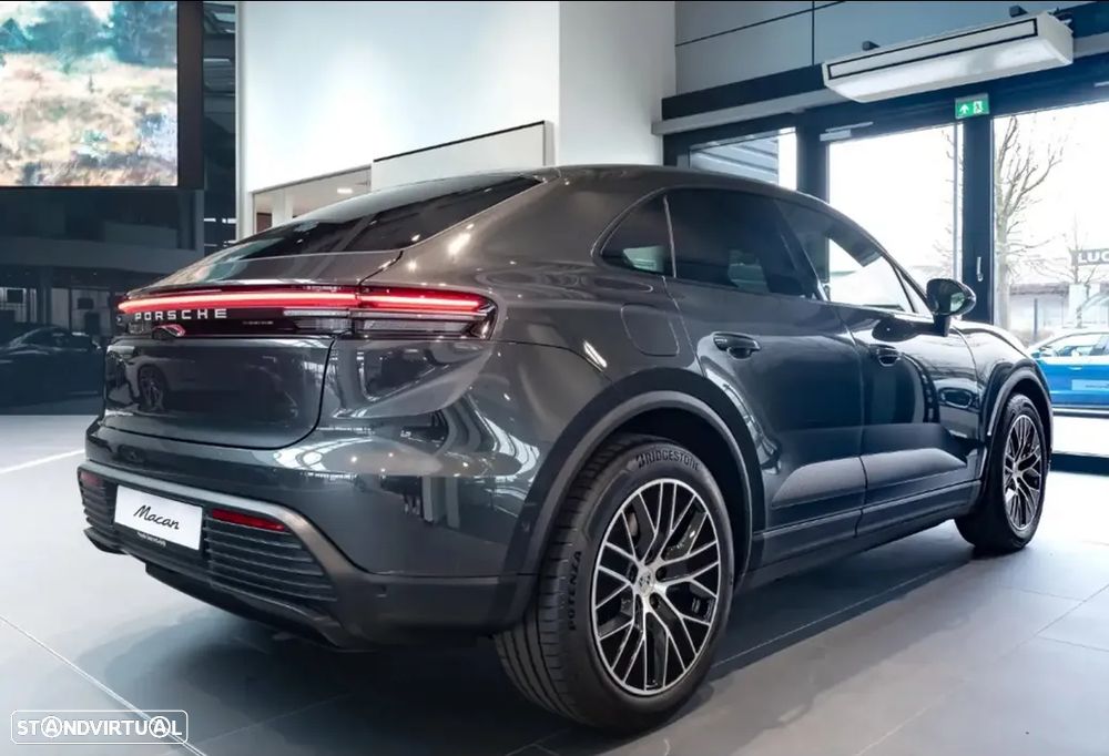 Porsche Macan Standard - 12