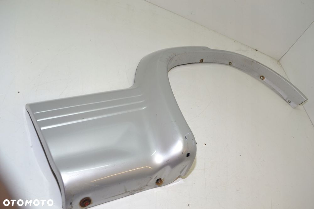 LISTWA NAKŁADKA DRZWI PRAWY TYŁ MITSUBISHI PAJERO II - 5