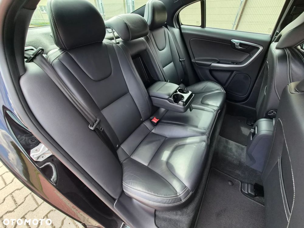 Volvo S60 D4 Drive-E Summum - 35