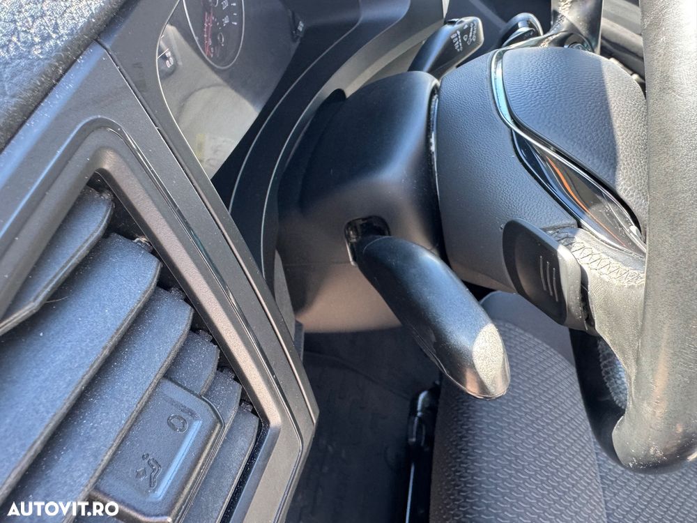 Volkswagen Multivan - 23